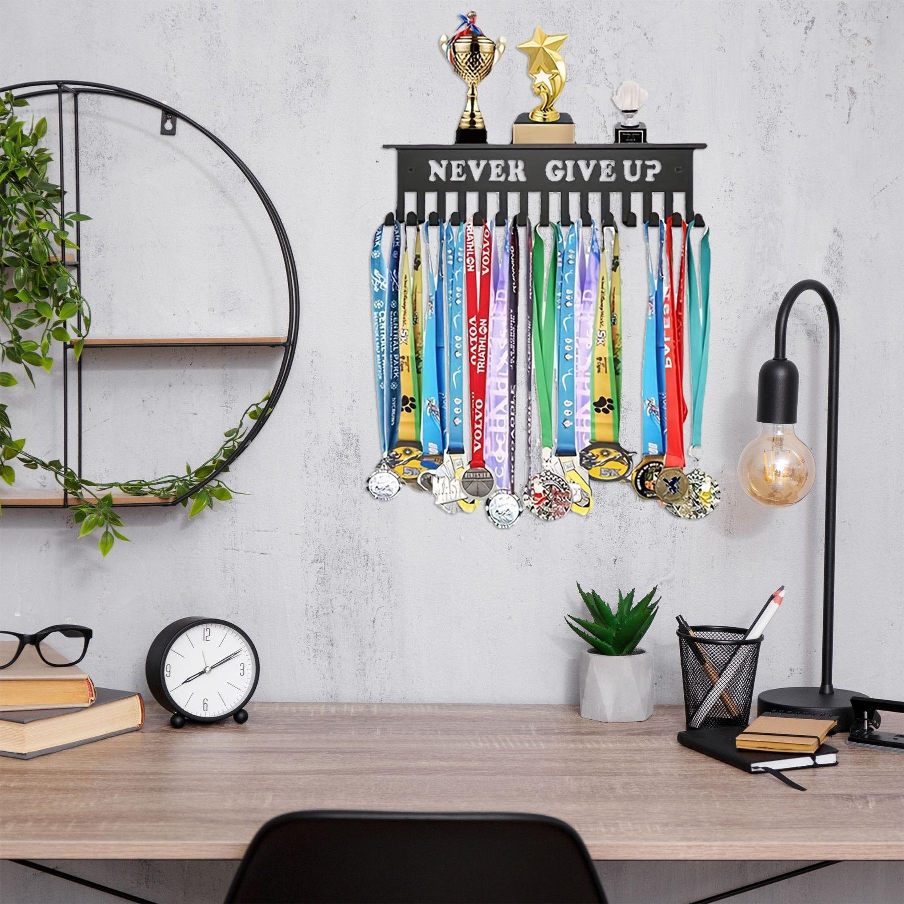 Rak Logam Pajangan Medali Sepa - Model Kit Runner Organizer ulasan dan harga