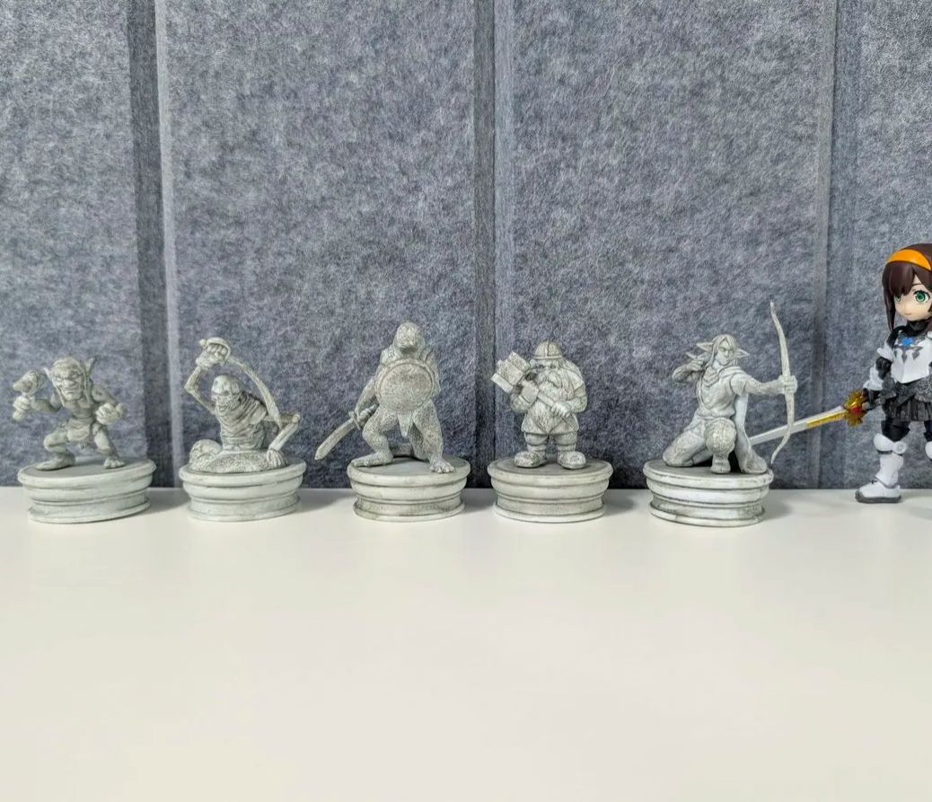 Mainan kapsul Yell, Figur Duni - Model Figure Base ulasan dan harga